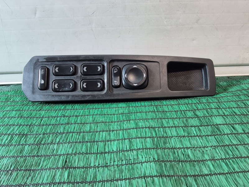 Recambio de mando elevalunas delantero izquierdo para cadillac cts 3.0 referencia OEM IAM   