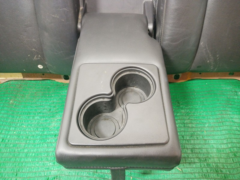 Recambio de asientos traseros para cadillac cts 3.0 referencia OEM IAM   