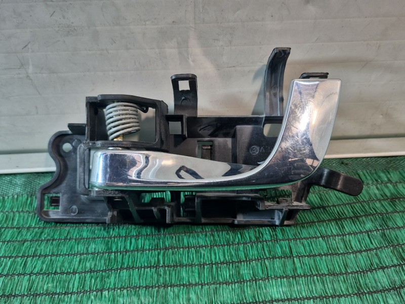 Recambio de maneta interior delantera izquierda para cadillac cts 3.0 referencia OEM IAM 25707889 25707889 25707889