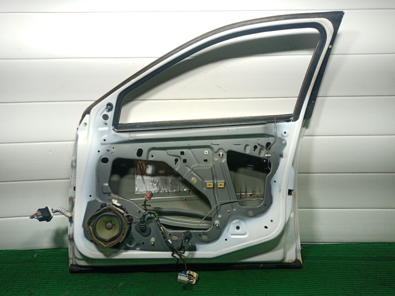 Recambio de puerta delantera derecha para cadillac cts 3.0 referencia OEM IAM   