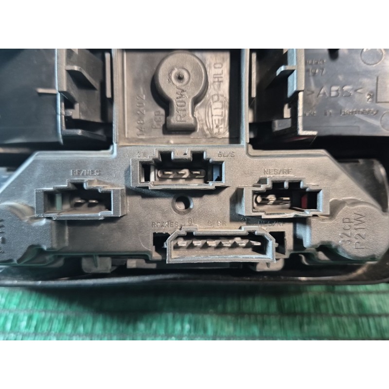 Recambio de piloto trasero izquierdo para volkswagen golf iv (1j1) 1.9 tdi referencia OEM IAM   