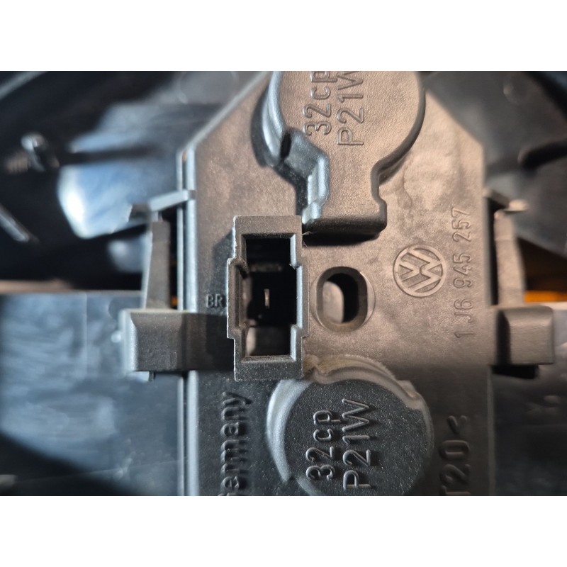 Recambio de piloto trasero izquierdo para volkswagen golf iv (1j1) 1.9 tdi referencia OEM IAM   