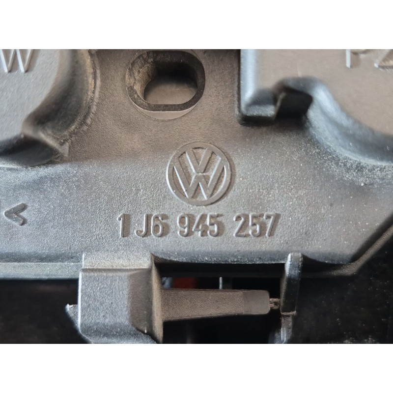 Recambio de piloto trasero derecho para volkswagen golf iv (1j1) 1.9 tdi referencia OEM IAM 1J6945112S 1J6945257 1J6945257