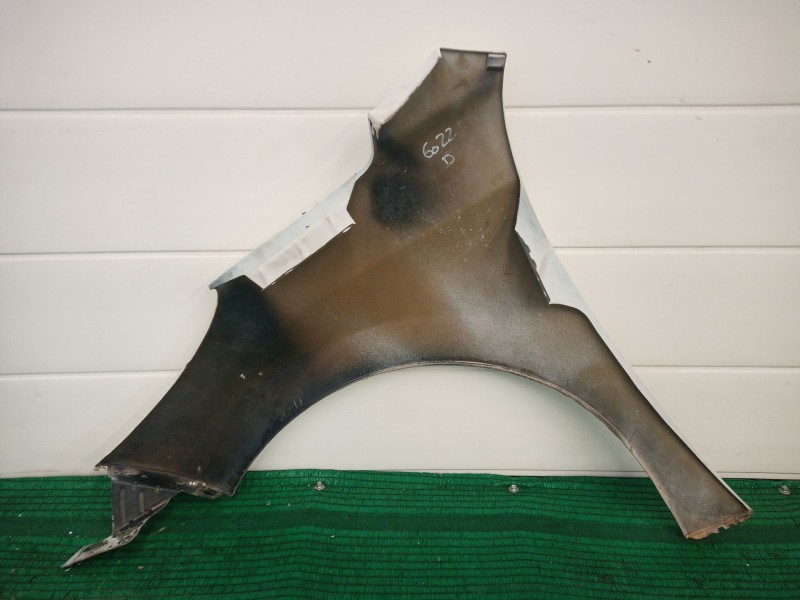 Recambio de aleta delantera derecha para peugeot 207 cc (wd_) 1.6 hdi referencia OEM IAM   