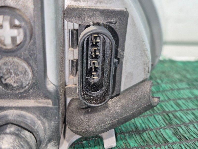 Recambio de faro izquierdo para chevrolet alero 2.4 16v referencia OEM IAM   