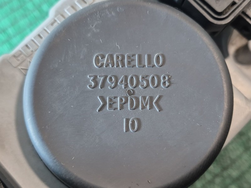 Recambio de faro derecho para chevrolet alero 2.4 16v referencia OEM IAM   