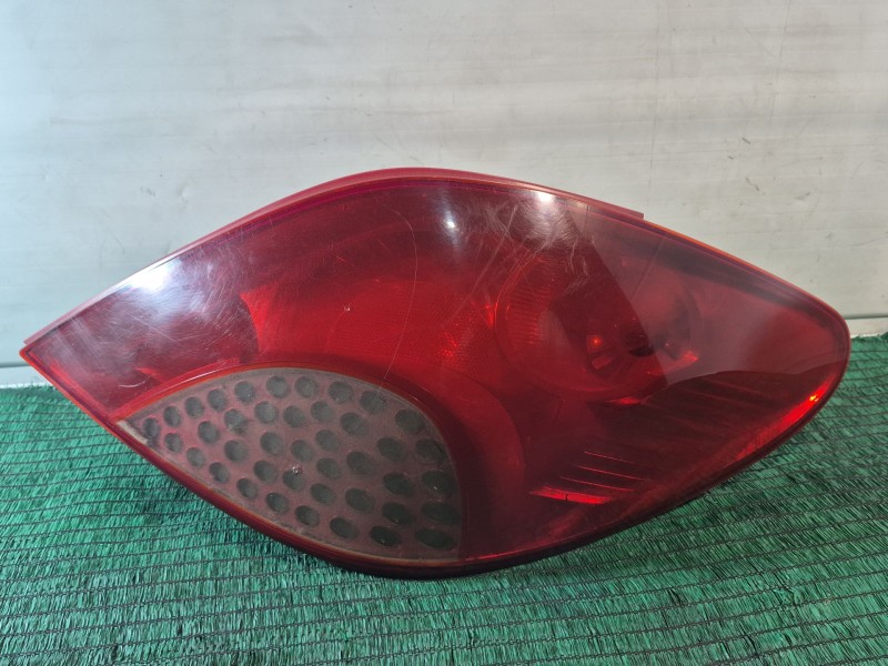 Recambio de piloto trasero derecho para peugeot 207 cc (wd_) 1.6 hdi referencia OEM IAM 9649986580 VP5PFX13404A 9649986580