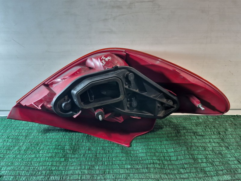 Recambio de piloto trasero derecho para peugeot 207 cc (wd_) 1.6 hdi referencia OEM IAM 9649986580 VP5PFX13404A 9649986580