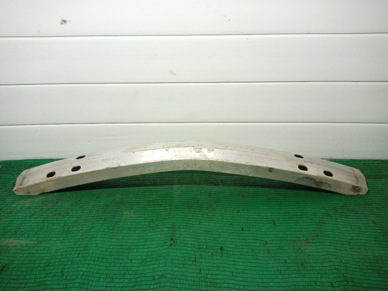 Recambio de refuerzo paragolpes delantero para cadillac cts 3.0 referencia OEM IAM   