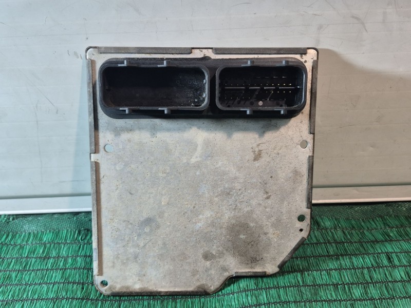 Recambio de centralita motor uce para cadillac cts 3.0 referencia OEM IAM   