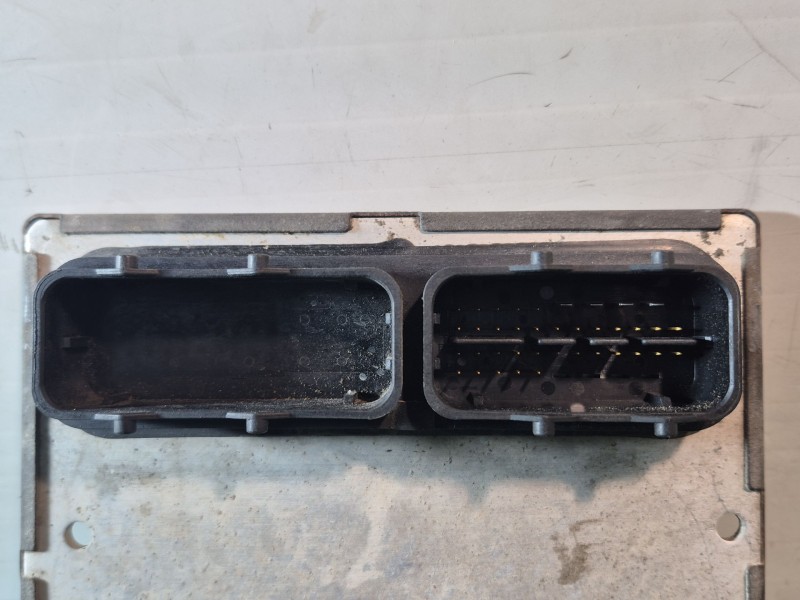 Recambio de centralita motor uce para cadillac cts 3.0 referencia OEM IAM   