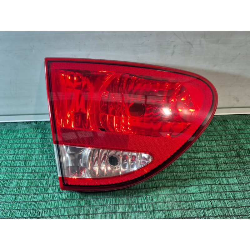 Recambio de piloto trasero izquierdo interior para chevrolet alero 2.4 16v referencia OEM IAM   