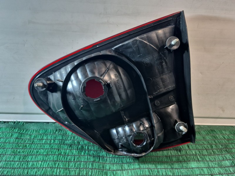 Recambio de piloto trasero izquierdo interior para chevrolet alero 2.4 16v referencia OEM IAM   