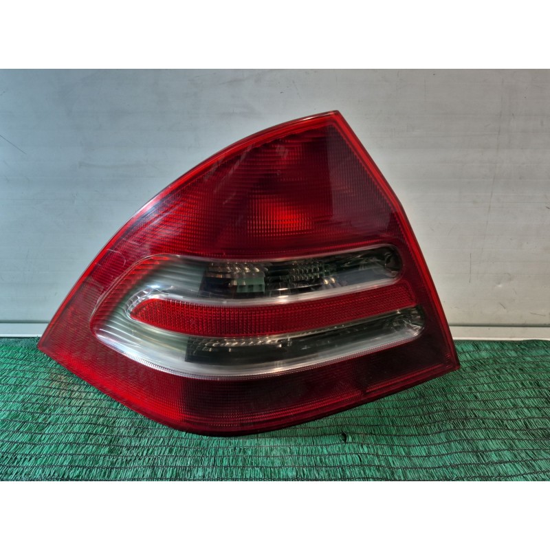 Recambio de piloto trasero izquierdo para mercedes-benz 190 (w201) e 1.8 (201.018) referencia OEM IAM   