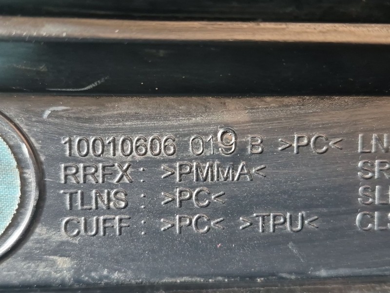 Recambio de piloto trasero derecho para cadillac cts 3.0 referencia OEM IAM   