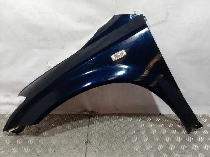 Recambio de aleta delantera izquierda para nissan murano (z50) básico referencia OEM IAM 63113CB030  