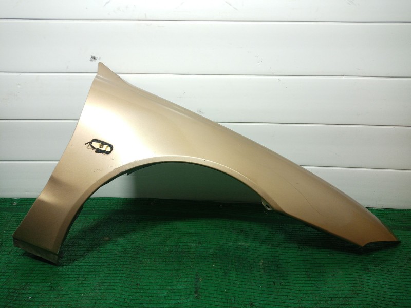 Recambio de aleta delantera derecha para chevrolet alero 2.4 16v referencia OEM IAM   