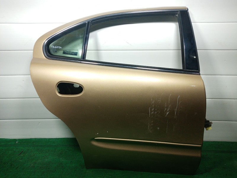 Recambio de puerta trasera derecha para chevrolet alero 2.4 16v referencia OEM IAM   