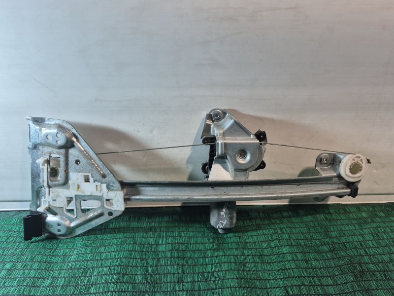 Recambio de elevalunas trasero derecho para cadillac cts 3.0 referencia OEM IAM 101263100 101263100 101263100