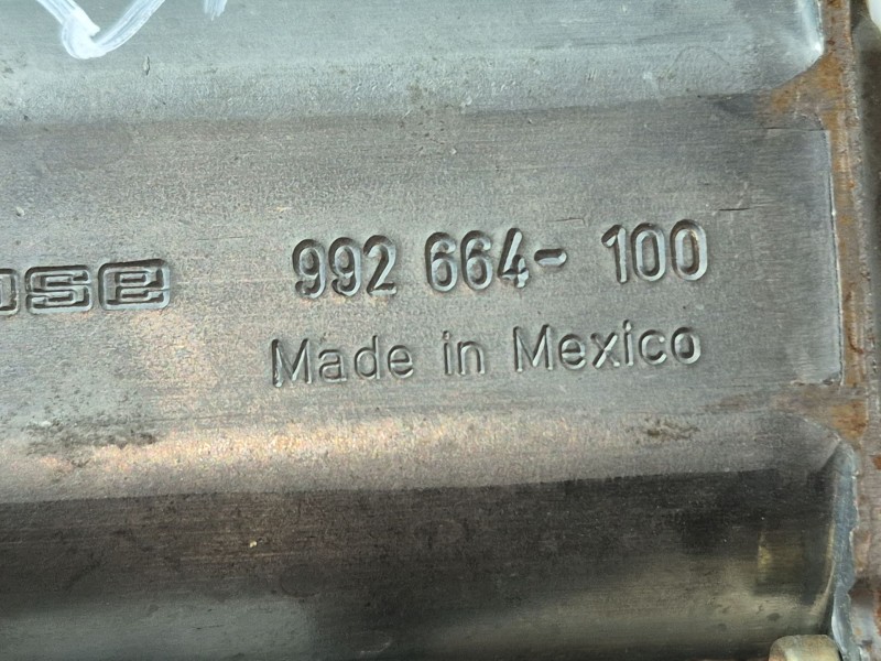 Recambio de elevalunas delantero derecho para cadillac cts 3.0 referencia OEM IAM 992664100 992664100 992664100