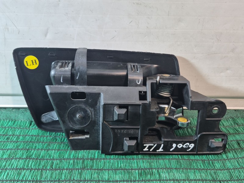 Recambio de maneta interior trasera izquierda para cadillac cts 3.0 referencia OEM IAM 257078894 257078894 257078894