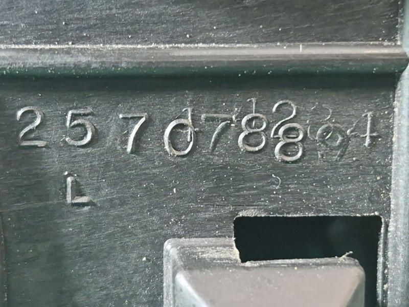 Recambio de maneta interior trasera izquierda para cadillac cts 3.0 referencia OEM IAM 257078894 257078894 257078894