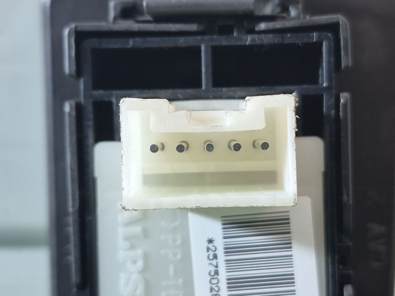 Recambio de mando elevalunas trasero izquierdo para cadillac cts 3.0 referencia OEM IAM 25750264 25750264 25750264