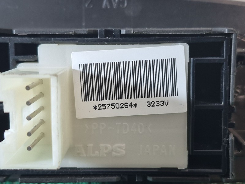 Recambio de mando elevalunas trasero izquierdo para cadillac cts 3.0 referencia OEM IAM 25750264 25750264 25750264