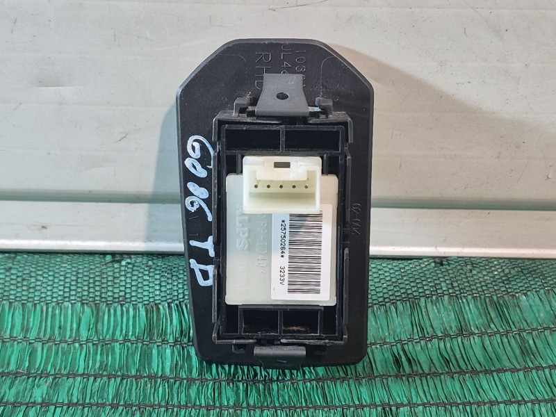 Recambio de mando elevalunas trasero derecho para cadillac cts 3.0 referencia OEM IAM   