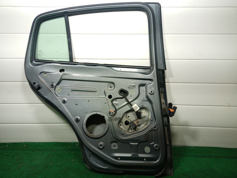 Recambio de puerta trasera izquierda para volkswagen golf plus v (5m1, 521) 1.6 referencia OEM IAM   