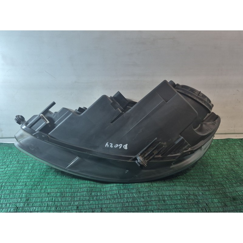 Recambio de faro derecho para volkswagen golf plus v (5m1, 521) 1.6 referencia OEM IAM   