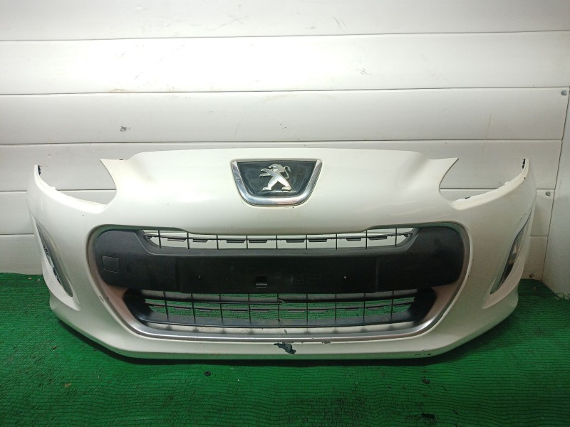 Recambio de paragolpes delantero para peugeot 308 ii (lb_, lp_, lw_, lh_, l3_) 1.6 hdi referencia OEM IAM   