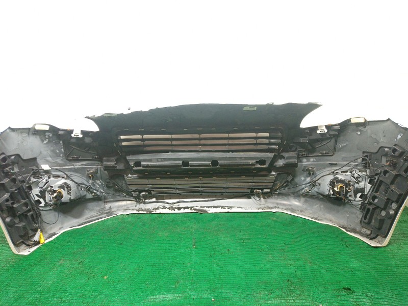 Recambio de paragolpes delantero para peugeot 5008 ii (mc_, mj_, mr_, m4_) 1.6 bluehdi 120 referencia OEM IAM   