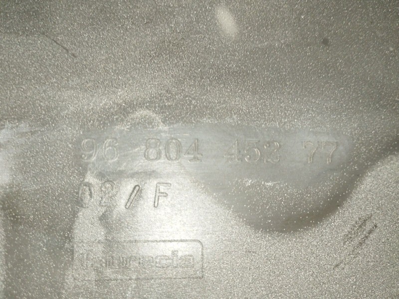 Recambio de paragolpes trasero para peugeot 308 ii (lb_, lp_, lw_, lh_, l3_) 1.6 hdi referencia OEM IAM   