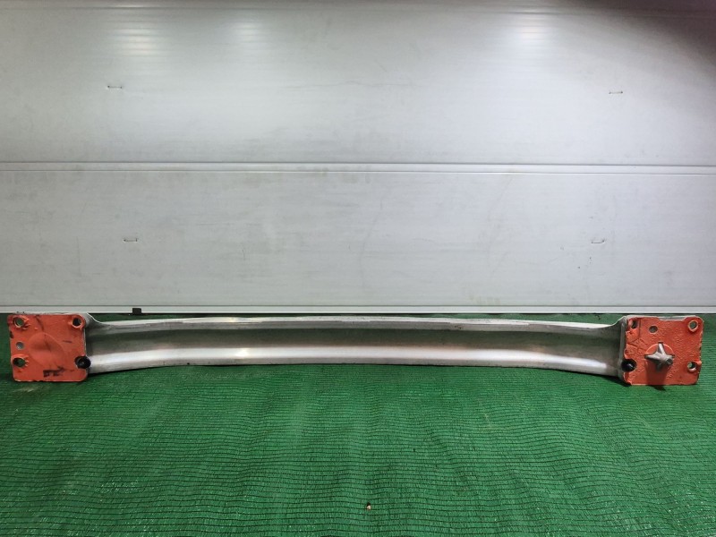 Recambio de refuerzo paragolpes trasero para peugeot 5008 (0u_, 0e_) 1.6 hdi referencia OEM IAM   