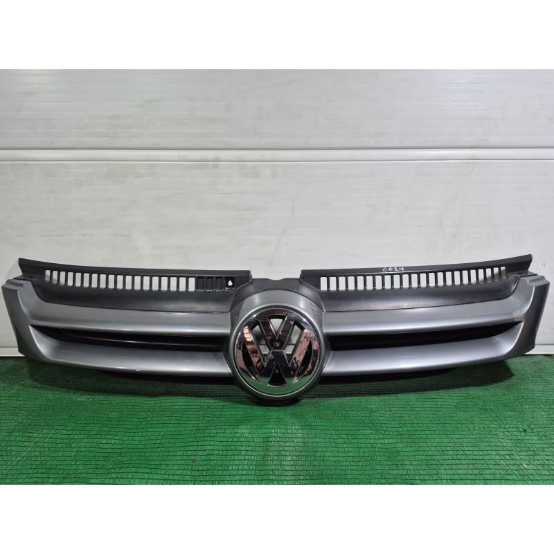 Recambio de rejilla delantera para volkswagen golf plus v (5m1, 521) 1.6 referencia OEM IAM 5M0853655A 5M0853651A 5M0853655A