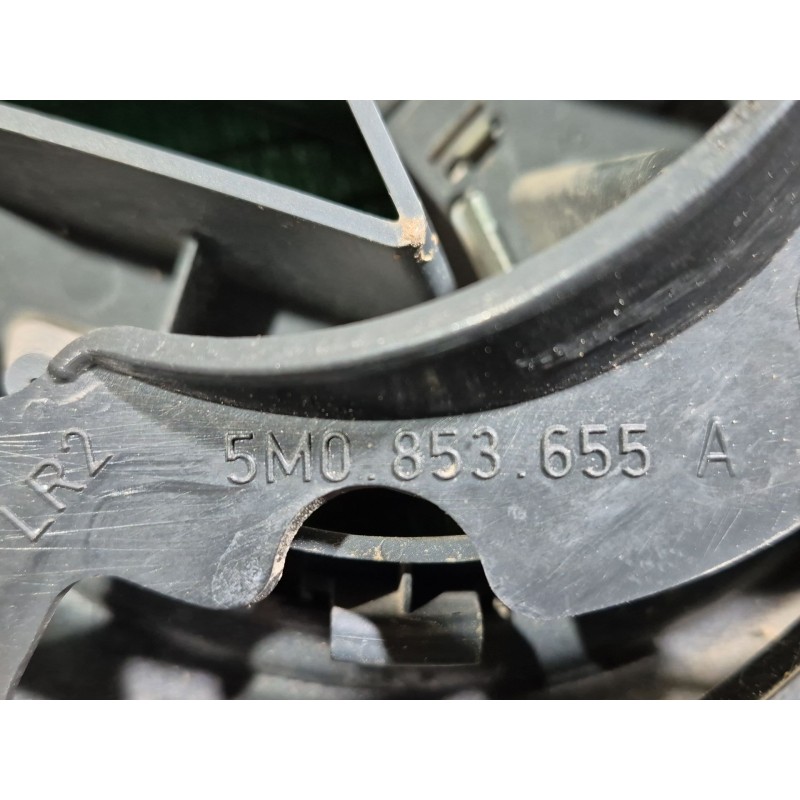 Recambio de rejilla delantera para volkswagen golf plus v (5m1, 521) 1.6 referencia OEM IAM 5M0853655A 5M0853651A 5M0853655A