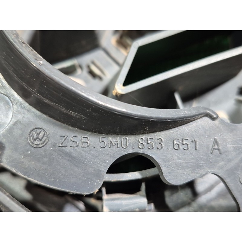 Recambio de rejilla delantera para volkswagen golf plus v (5m1, 521) 1.6 referencia OEM IAM 5M0853655A 5M0853651A 5M0853655A