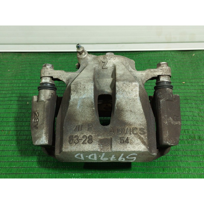 Recambio de pinza freno delantera derecha para toyota rav 4 iii (_a3_) 2.2 d (ala35_) referencia OEM IAM   