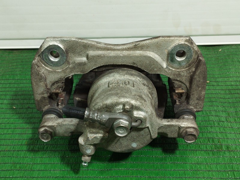 Recambio de pinza freno delantera derecha para toyota rav 4 iii (_a3_) 2.2 d (ala35_) referencia OEM IAM   