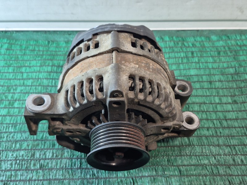 Recambio de alternador para cadillac cts 3.0 referencia OEM IAM   