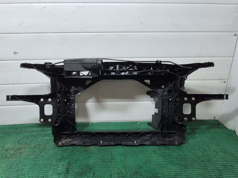 Recambio de panel frontal para seat leon (1p1) 1.9 tdi referencia OEM IAM 1P0805588D 1P0805588D 1P0805588D