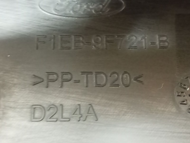 Recambio de panel frontal para ford focus iii 1.6 ti referencia OEM IAM   