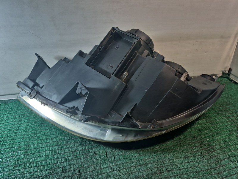 Recambio de faro derecho para peugeot 807 (eb_) 2.0 hdi referencia OEM IAM   