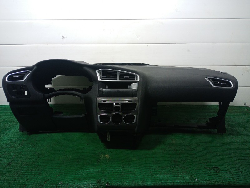 Recambio de salpicadero para citroën c4 ii (nc_) 1.6 hdi 90 referencia OEM IAM   
