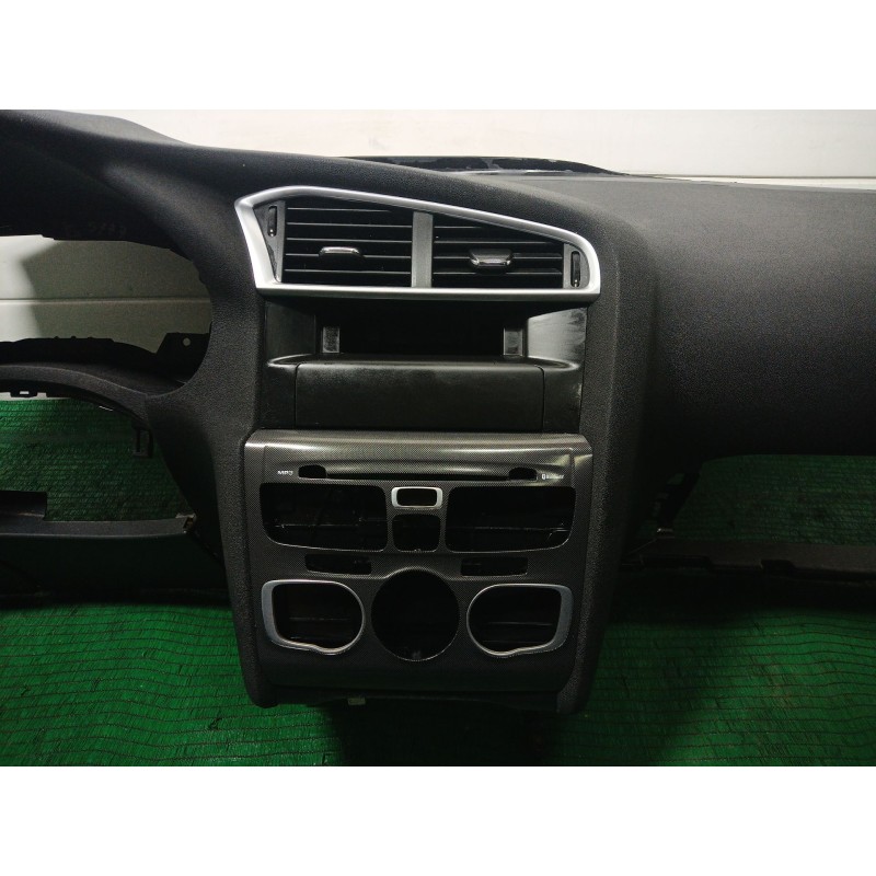 Recambio de salpicadero para citroën c4 ii (nc_) 1.6 hdi 90 referencia OEM IAM   