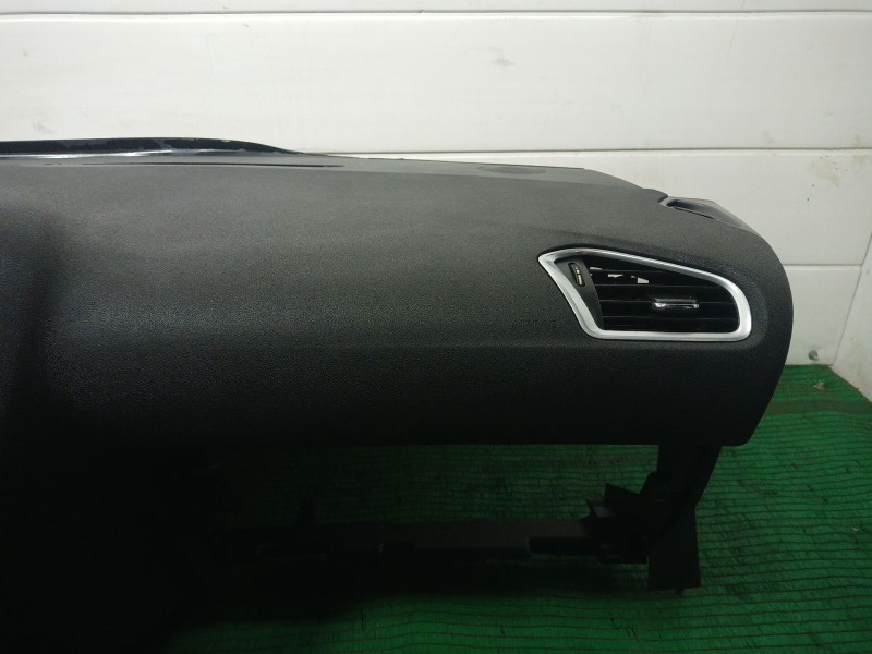 Recambio de salpicadero para citroën c4 ii (nc_) 1.6 hdi 90 referencia OEM IAM   