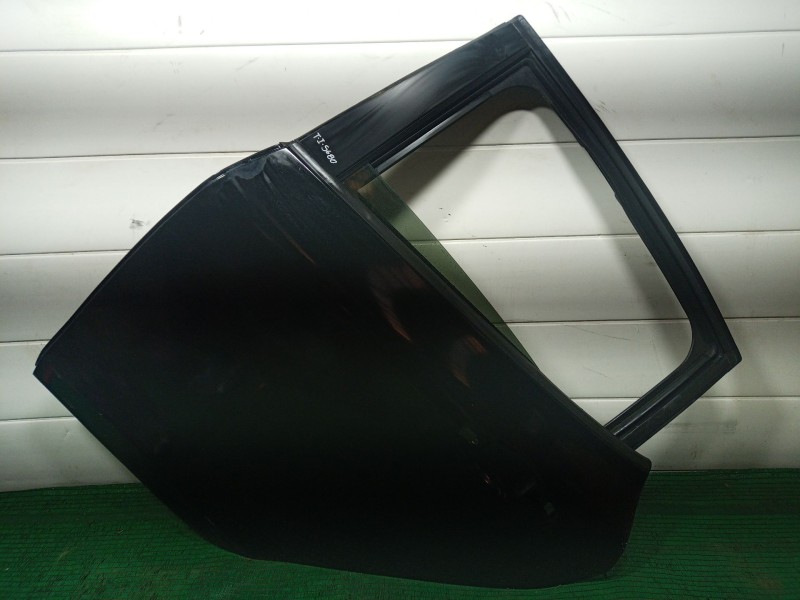 Recambio de puerta trasera izquierda para peugeot 208 i (ca_, cc_) 1.2 vti 82 referencia OEM IAM   