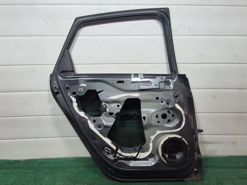 Recambio de puerta trasera izquierda para citroën c4 ii (nc_) 1.6 hdi 90 referencia OEM IAM   