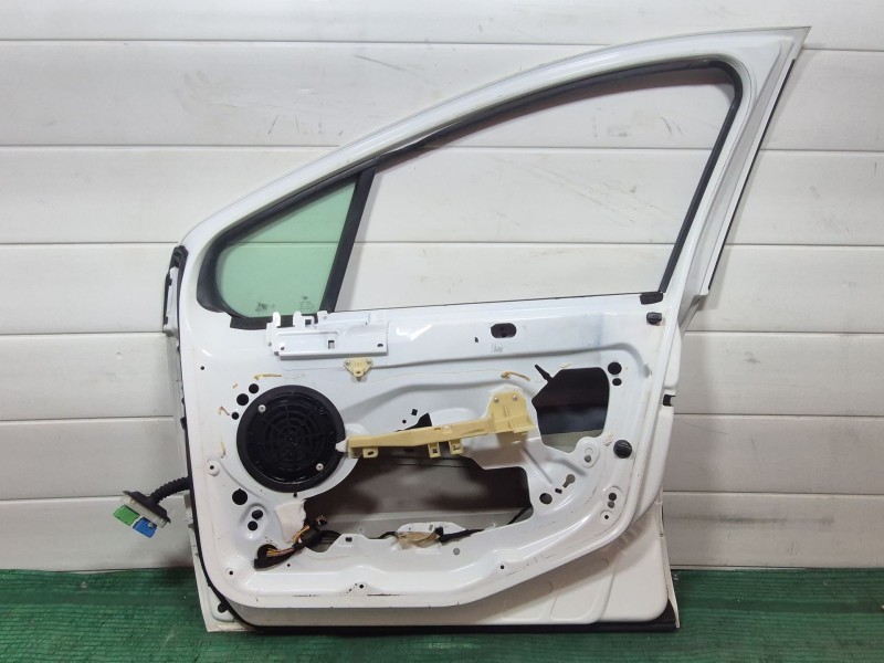 Recambio de puerta delantera derecha para peugeot 308 ii (lb_, lp_, lw_, lh_, l3_) 1.6 hdi referencia OEM IAM   